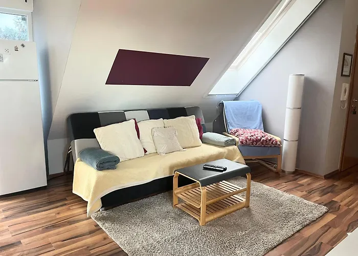 Balatonfuered Apartment *